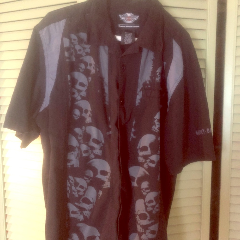 Harley Davidson XL Mechanic Shirt.
